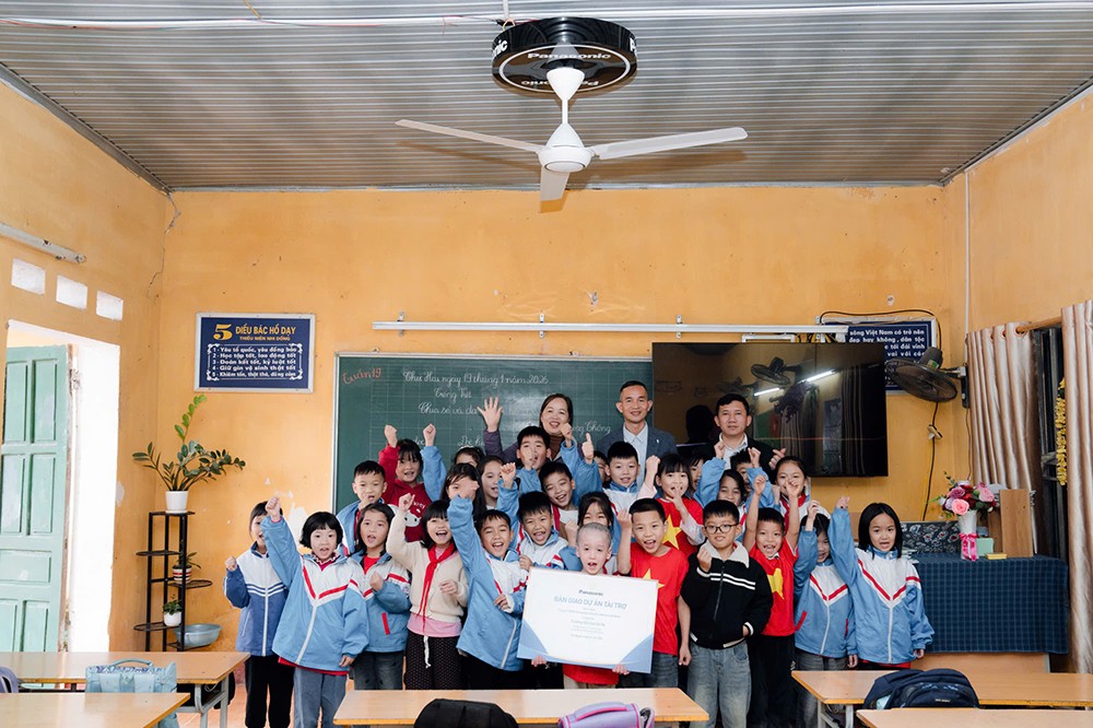 Chương trình tài trợ quạt trần cho các địa phương đã được Panasonic thực hiện bền bỉ trong 4 năm qua.