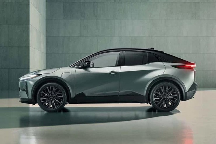 SUV điện Toyota chạy 467 km/lần sạc, chốt giá từ 960 triệu đồng - 2