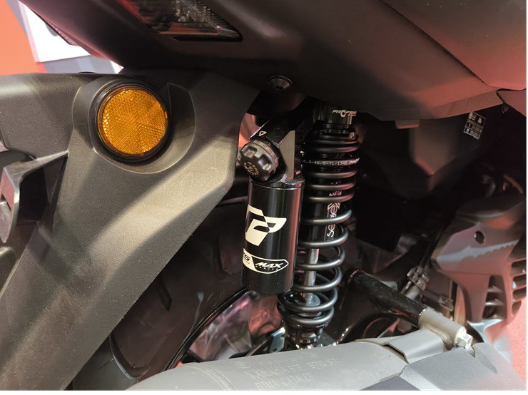 Yamaha giới thiệu NMAX TECH MAX 2026, "thách thức" SH160i - 5