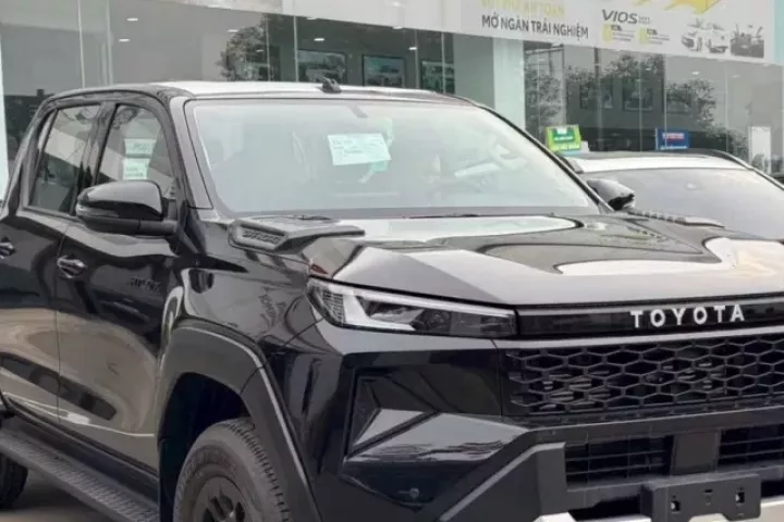 Nhiều mẫu xe mới ra mắt Việt Nam đã khan hàng trước Tết