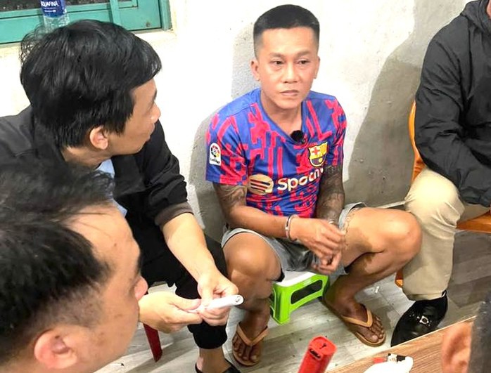 Đối tượng Phạm Anh Tài khi bị bắt giữ - Ảnh: Công an cung cấp