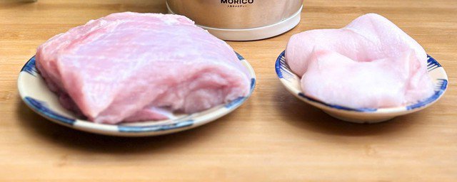 Các thực phẩm làm sẵn, để riêng. Ảnh: Thanh Huệ