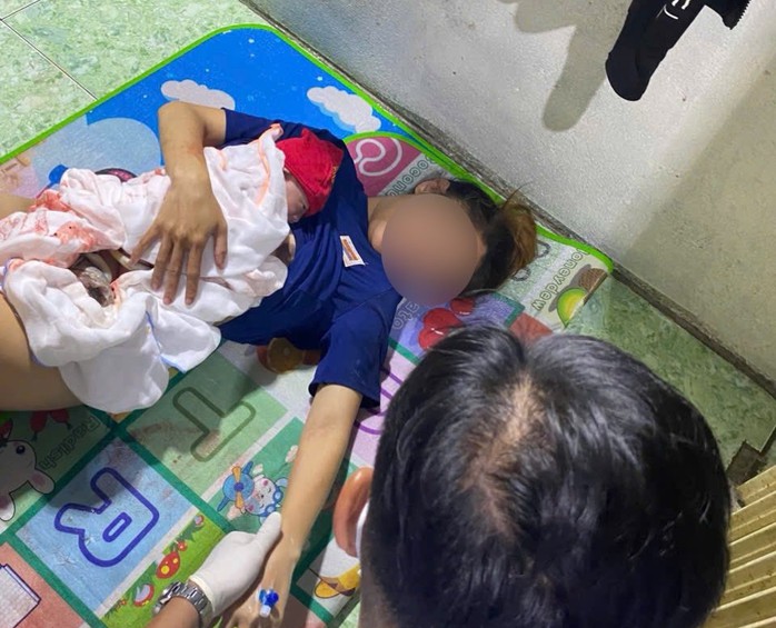 Bé trai nặng 3kg đã chào đời an toàn