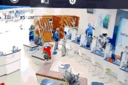 Họp báo công bố thông tin bắt băng cướp ngân hàng ở Gia Lai