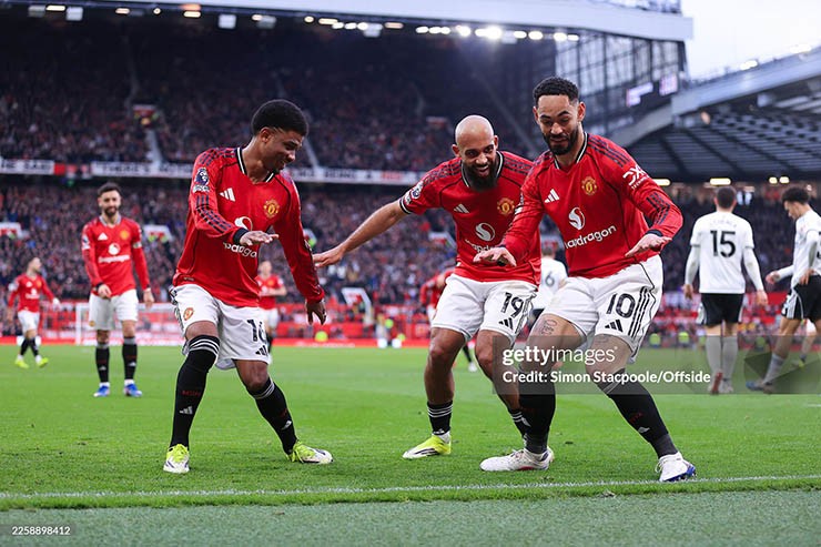 Cunha nói riêng và hàng công MU nói chung có phong độ cao