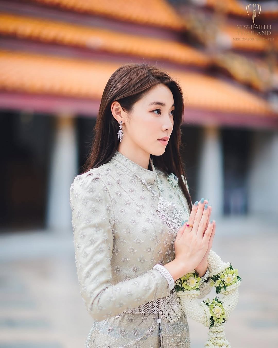 Trong khi Mina Sue Choi hứng chịu làn sóng chỉ trích dữ dội tại Hàn Quốc vì tham gia Địa ngục độc thân 5, bạn thân của Mina Sue Choi là Hoa hậu Quốc tế 2022 Jasmin Selberg đã bênh vực cô.