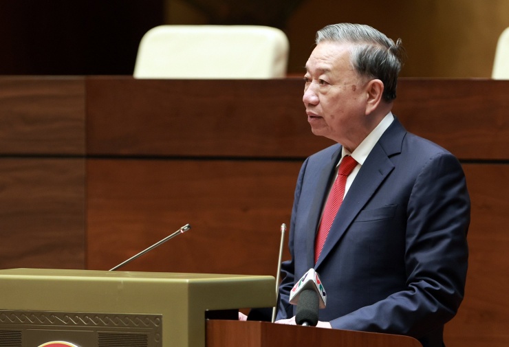 Tổng Bí thư: Không được phép để sự yếu kém trong tổ chức và con người làm chậm bước tiến của quốc gia