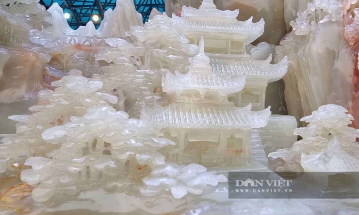 Khung cảnh như những bộ phim cổ trang, kiếm hiệp ở Trung Quốc. Ảnh: Vũ Thượng