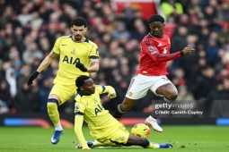 Trực tiếp bóng đá MU - Tottenham: Sesko bỏ lỡ đáng tiếc (Ngoại hạng Anh) (Hết giờ)