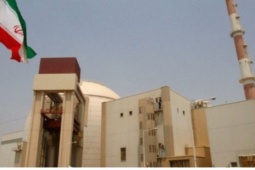 Vừa đối thoại vừa gây sức ép: Chiến lược “ cây gậy và củ cà rốt” của Mỹ với Iran