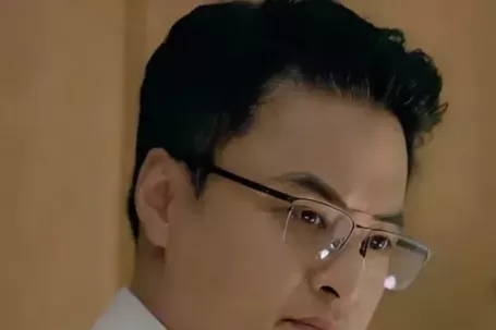 Hồng Đăng vào vai đểu cáng