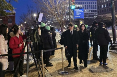 Hậu duệ Samsung đạt điểm thi đại học gần tuyệt đối nhờ 'cai' điện thoại