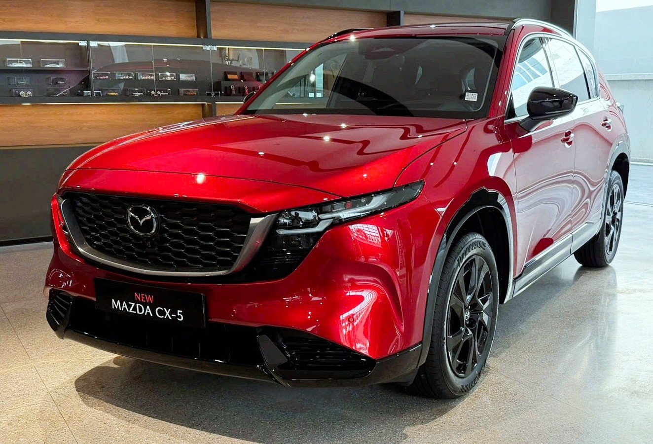 Mazda CX-5 được&nbsp;cải tiến nhiều chi tiết nhỏ để tăng tính thực dụng.