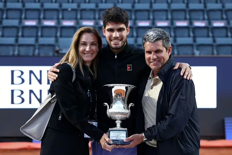 Alcaraz chuẩn bị xăm hình một chú kangaroo để đánh dấu chức vô địch Australian Open