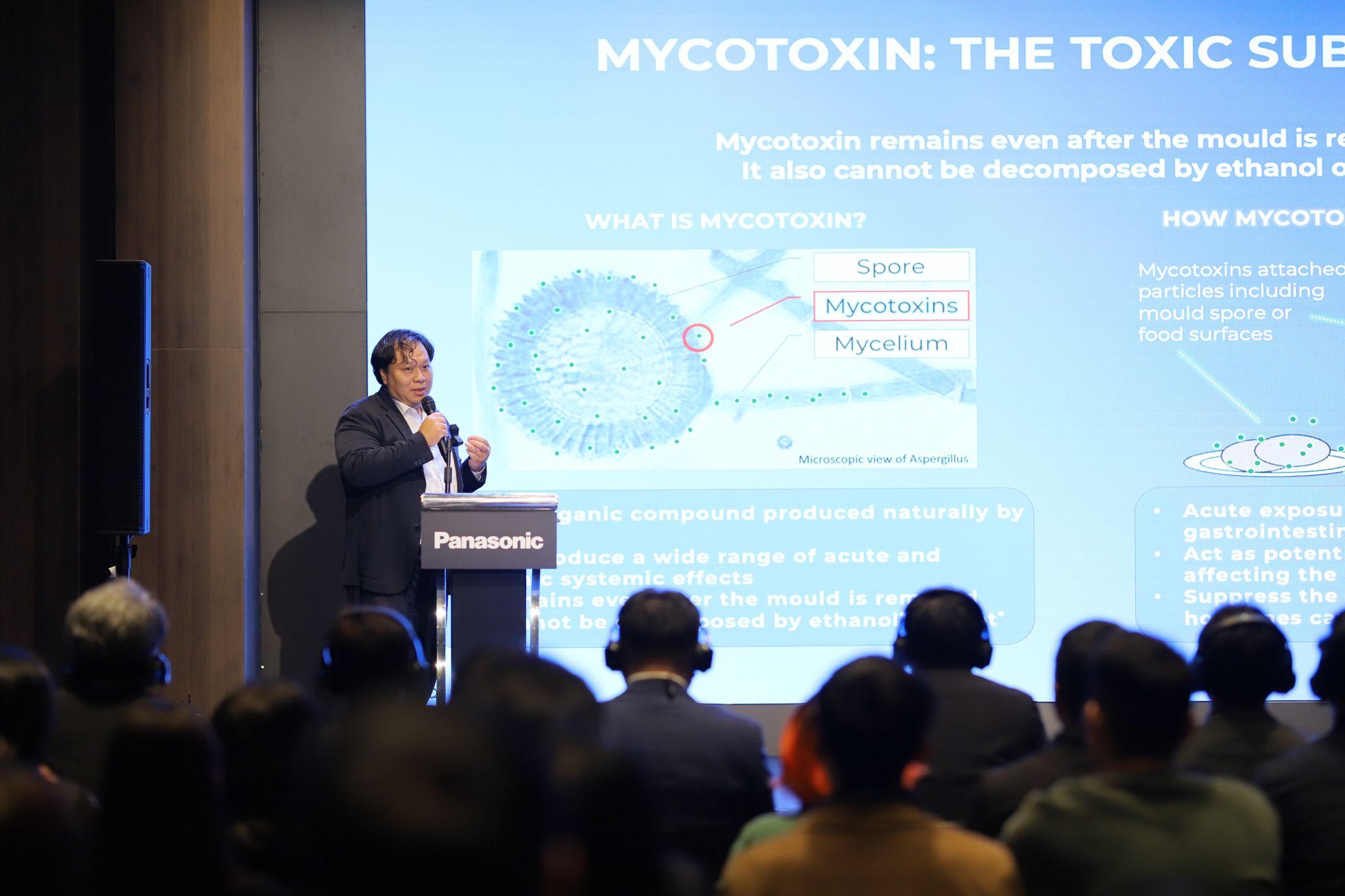 Tiến sĩ Phạm Nguyễn Đức Hoàng – Viện trưởng Viện Công nghệ Sinh học Ứng dụng Việt Nam chia sẻ về nghiên cứu công nghệ nanoe™ X thế hệ 3