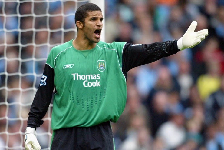 Ít ai biết&nbsp;David James là thủ môn ra sân nhiều nhất ở Ngoại hạng Anh