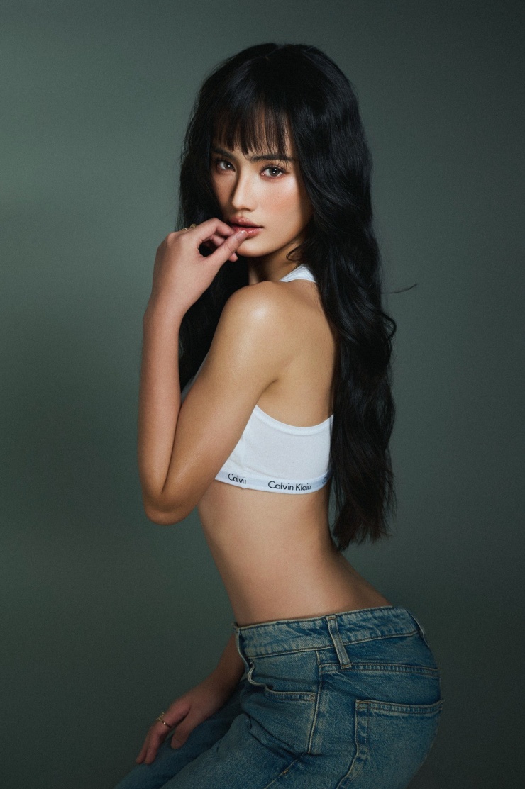 Ý Nhi sexy trước khi kết thúc nhiệm kỳ Hoa hậu - 2