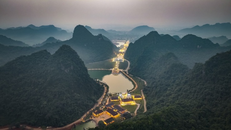 Điểm du lịch mới đẹp như "Phượng Hoàng cổ trấn" ở Ninh Bình - 3