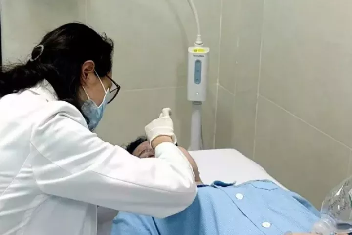 Biến chứng kinh hoàng vì làm đẹp