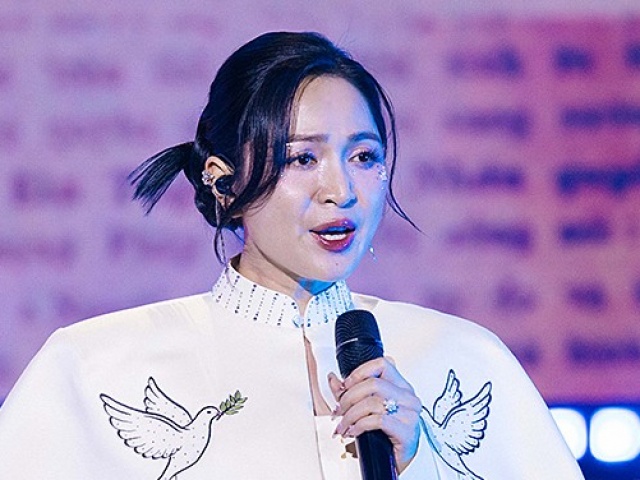 'Hát nhép, hát đè phổ biến, ca sĩ càng phải chuyên nghiệp'