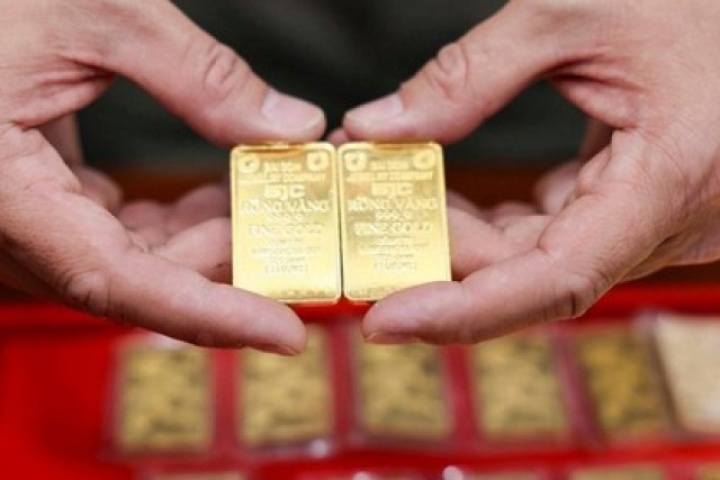 Chốt giá vàng hôm nay ngày 8/2 tăng cực mạnh, người mua lãi đậm