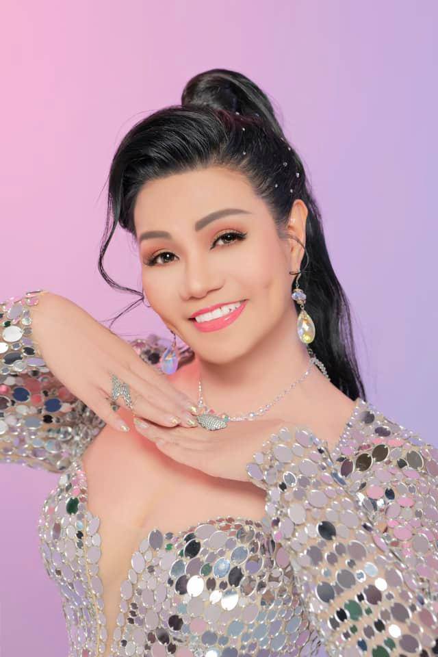 NSƯT Ngọc Huyền luôn chỉn chu trước công chúng. Ảnh: FBNV