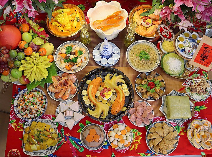 Mâm cúng ông Công ông Táo năm Ất Tỵ 2025: Nhiều gia đình chuẩn bị rất đủ món nhưng vẫn thiếu những lễ vật quan trọng này - 2