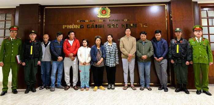 Câc đối tượng trong đường dây sản xuất, buôn bán thuốc giả, thực phẩm chức năng bị khởi tố. Ảnh: Công an Thanh Hóa