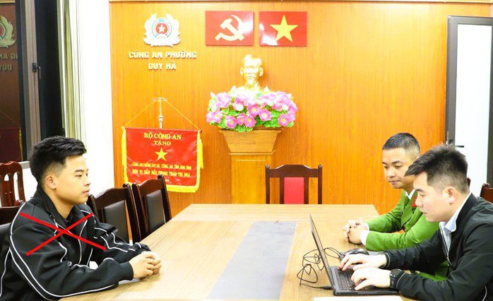 Trần Quốc Đại tại cơ quan công an. Ảnh: Công an Ninh Bình