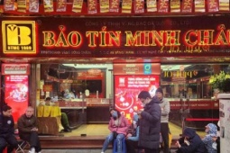 Giá vàng hôm nay mới nhất (8/2): Tăng gần 8 triệu đồng/lượng sau 1 tuần, nhà vàng "xả hàng"