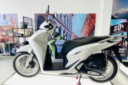 Giá vua tay ga Honda SH125i mới nhất dịp giáp Tết Bính Ngọ 2026