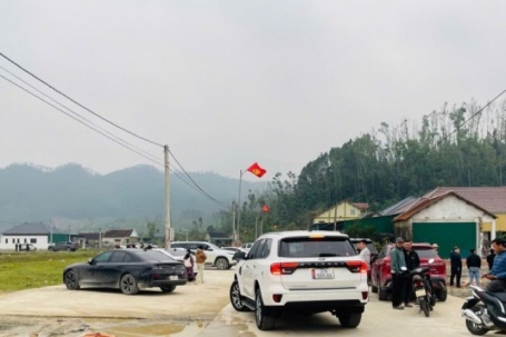 Sốt đất ăn theo quy hoạch ở Nghệ An, trúng đấu giá rồi 'bỏ cọc'