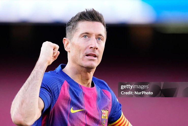 Kinh nghiệm của&nbsp;Lewandowski giúp ích nhiều cho Barcelona