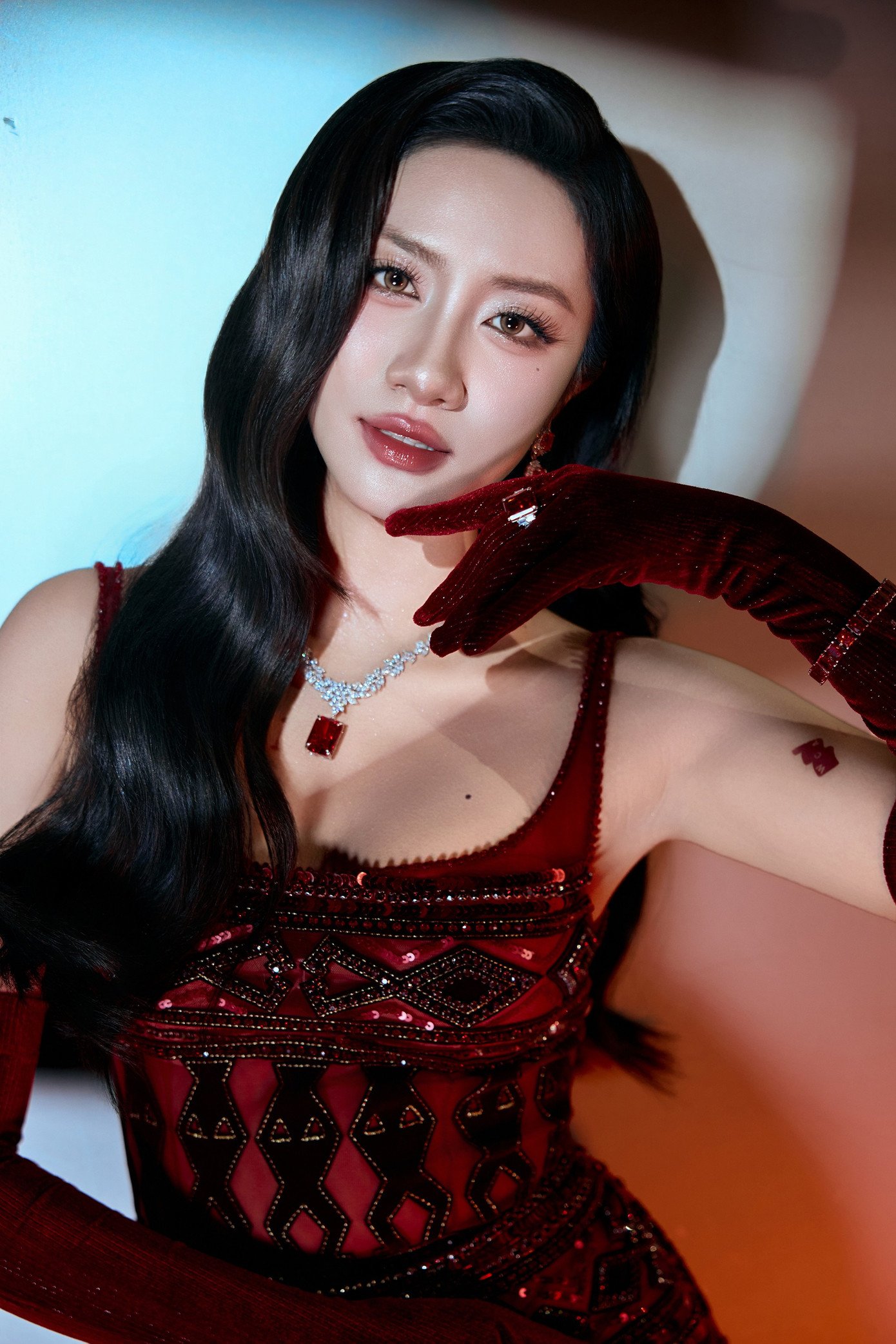 Sau hơn nửa năm đăng quang, Hoa hậu Hà Trúc Linh thử nghiệm nhiều phong cách, nỗ lực ghi dấu ấn trong lòng công chúng. Bên cạnh việc hoàn thành chương trình học tại Đại học Tài chính Marketing TPHCM, Hà Trúc Linh tích cực hoạt động từ thiện, xã hội. Cô cũng dự định học cao hơn về chuyên ngành truyền thông, marketing để phục vụ định hướng công việc trong tương lai.