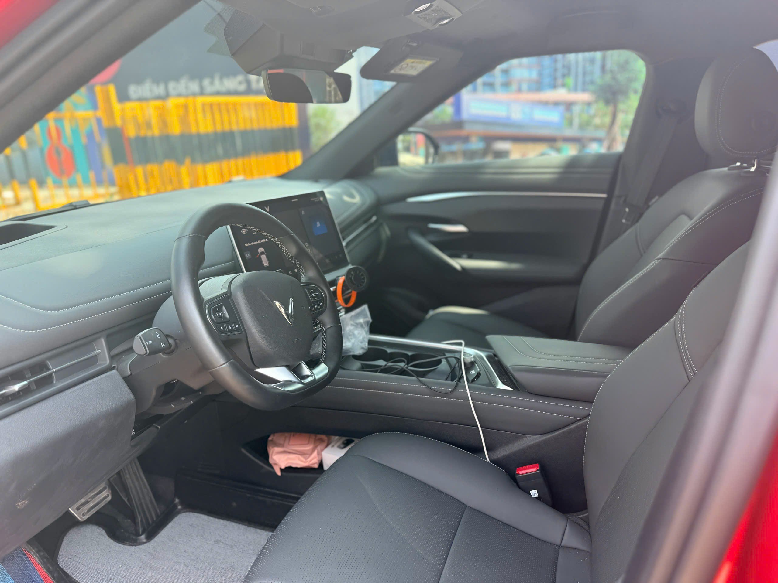 Đánh giá VinFast VF7 bản Plus sau 10.000km đầu tiên - 8