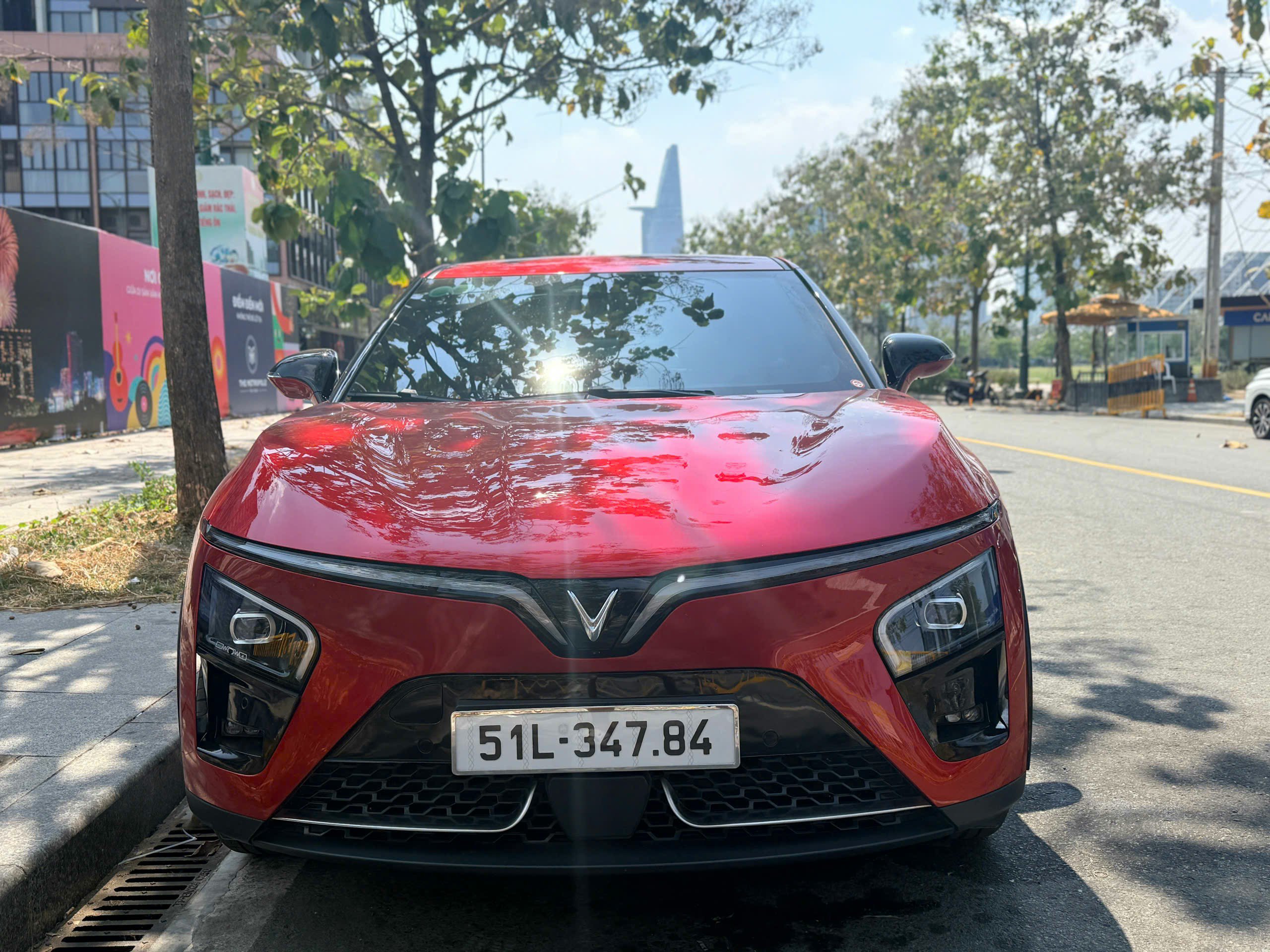 VinFast VF 7 có kích thướt dài x rộng x cao&nbsp;lần lượt 4.545 x 1.890 x 1.635 (mm).&nbsp;