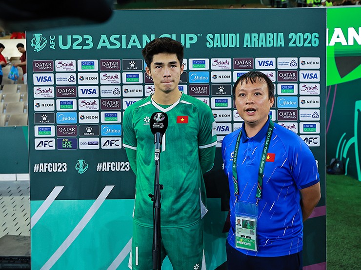 Trung Kiên bật khóc sau khi U23 Việt Nam thua U23 Trung Quốc ở bán kết U23 châu Á 2026.