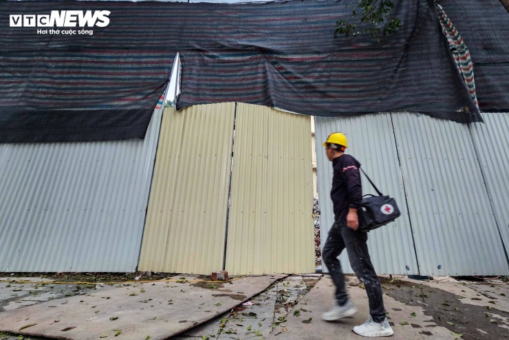 Sau di dời dân cư, khu vực ven Hồ Gươm bắt đầu thi công quảng trường - 3