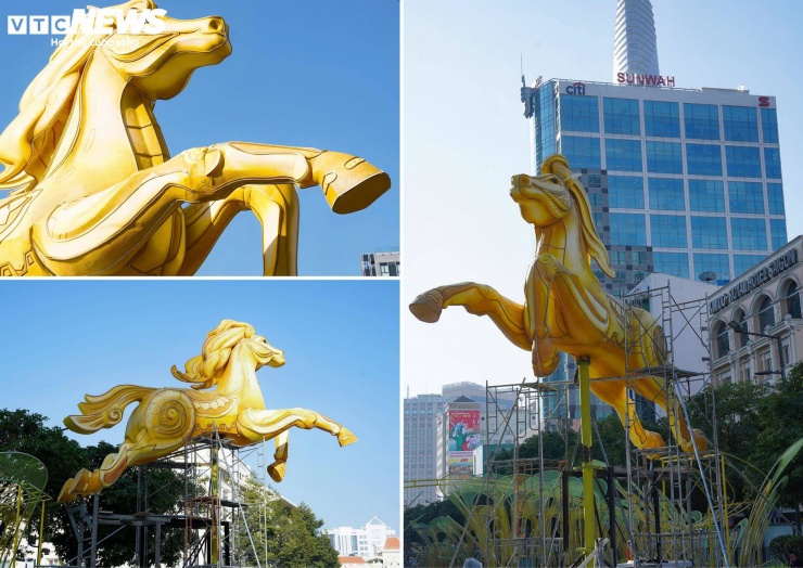 Theo đại diện đơn vị thi công, do kích thước và trọng lượng lớn, linh vật nặng khoảng 2 tấn được vận chuyển bằng hai xe tải cỡ lớn, thực hiện vào ban đêm để đảm bảo an toàn giao thông và thuận lợi cho quá trình lắp đặt. Đến chiều 8/2, đội ngũ kỹ thuật đã hoàn tất việc ráp nối và cố định mô hình.