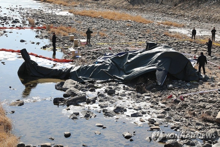 Hiện trường vụ tai nạn. (Ảnh: Yonhap)