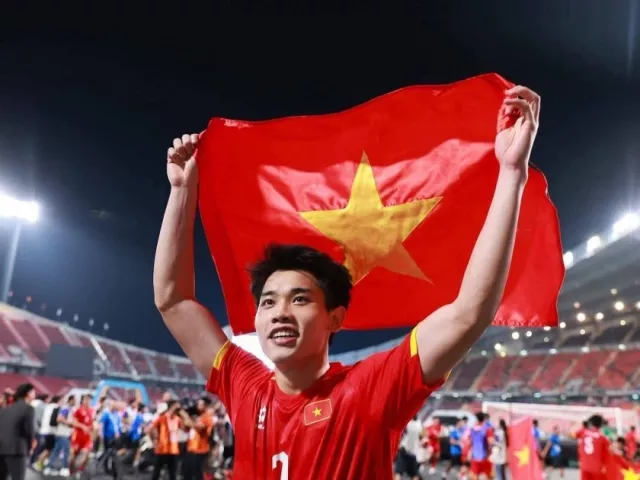 Nguyễn Đình Bắc từ giọt nước mắt tuổi 20 đến ngôi sao mới của bóng đá Việt Nam