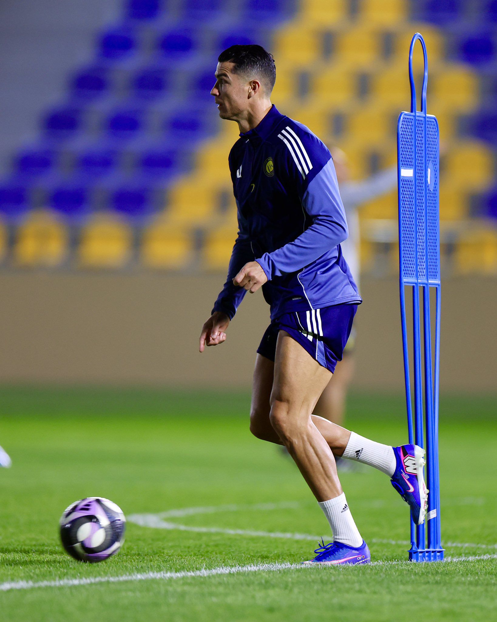 Ronaldo đã trở lại tập luyện cùng Al Nassr sau khi họp với ban lãnh đạo CLB
