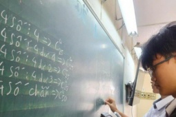 Góp ý Dự thảo Quy chế Tuyển sinh ĐH 2026: Nỗi lo giáo dục quay lại chương trình 2006