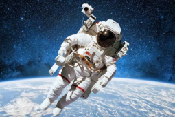 Lần đầu tiên phi hành gia NASA được mang smartphone lên vũ trụ