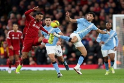 Nóng bảng xếp hạng Ngoại hạng Anh: Man City chưa để Arsenal bỏ xa, Liverpool thất thế đua top 5