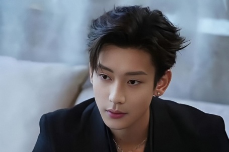 'Tổng tài phim ngắn' bị tố ngoại tình, hành hung vợ sau 6 ngày kết hôn