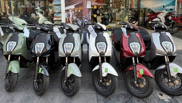 Bộ ba xe máy điện giá hơn 20 triệu đồng đáng mua năm 2026 - 1