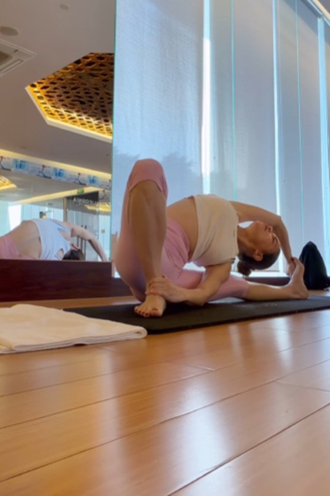 Hà Hồ rất chăm chút đến vóc dáng.