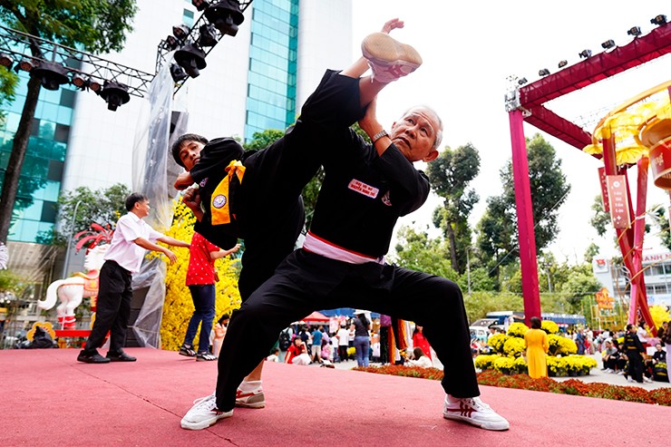 Đại võ sư Nguyễn Minh Trí thị phạm về tuyệt kỹ "hốt mã"&nbsp;