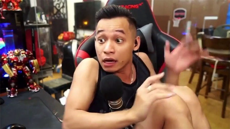 Biểu cảm nổi tiếng của Độ Mixi.